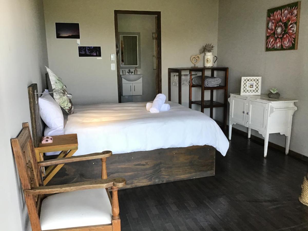 Coram Deo Saltywaves Double En-Suite Rooms With Sea Views Coffee Bay Exterior foto