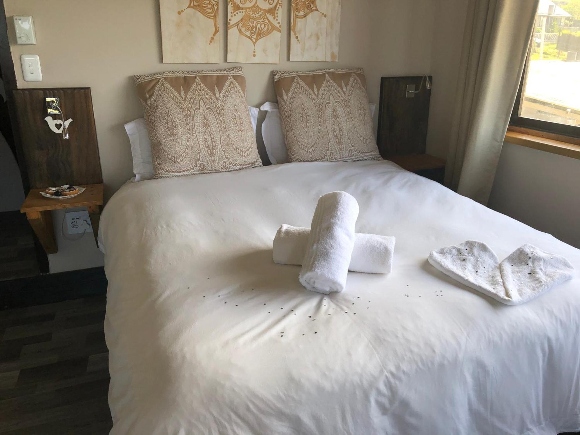 Coram Deo Saltywaves Double En-Suite Rooms With Sea Views Coffee Bay Exterior foto